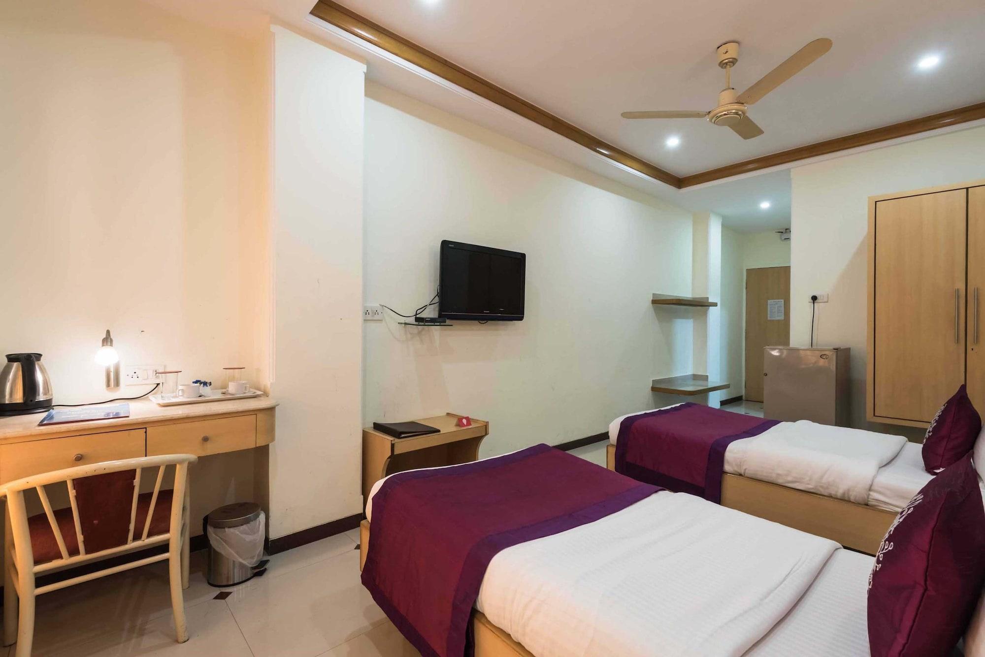 Hotel Godwin - Colaba Mumbai Exterior foto