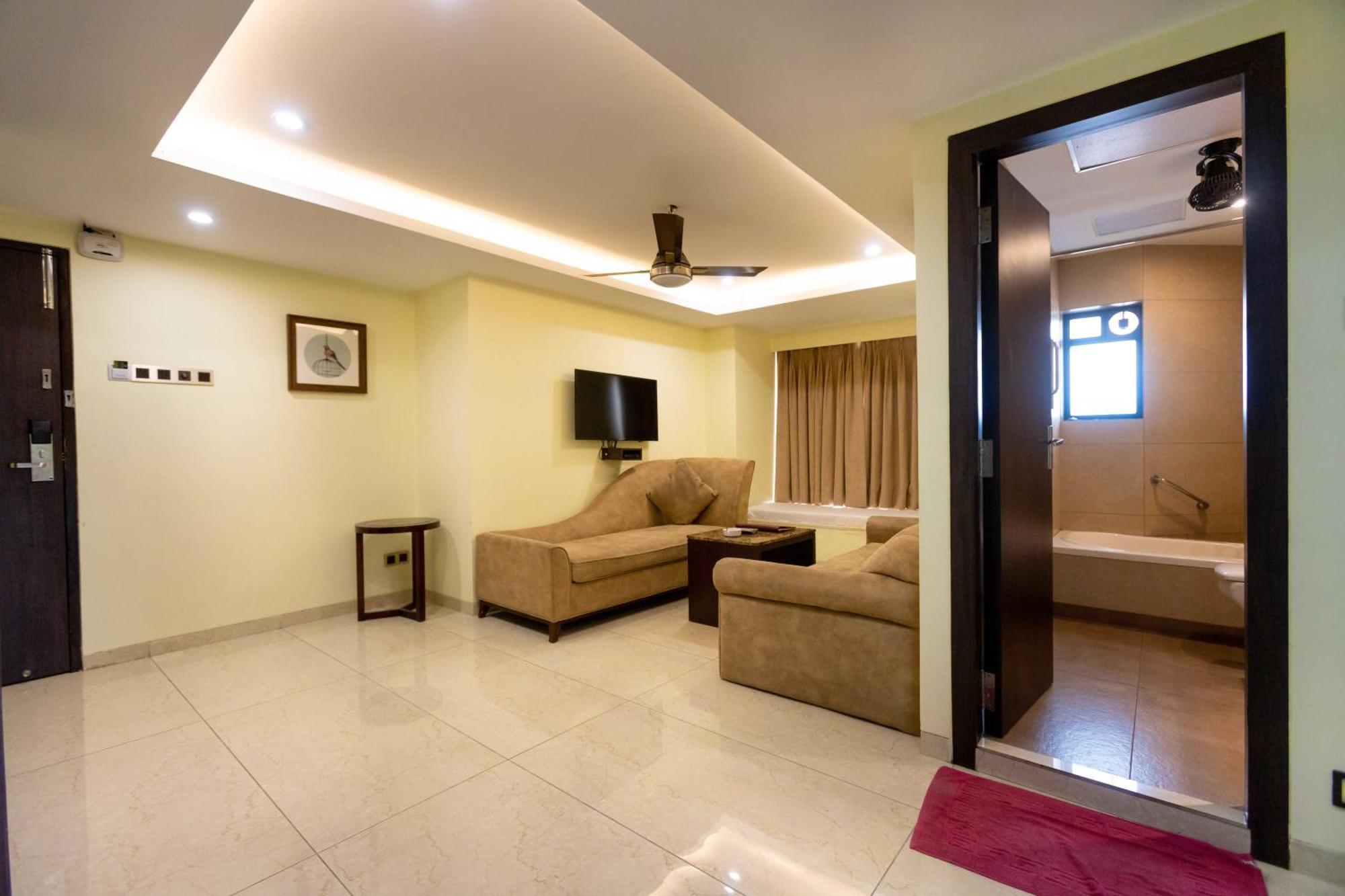 Hotel Godwin - Colaba Mumbai Exterior foto
