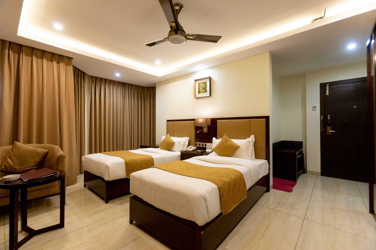 Hotel Godwin - Colaba Mumbai Exterior foto